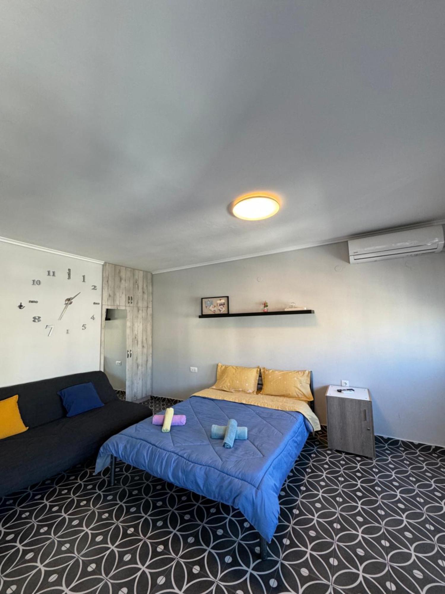 Modiano Studio Ι By Socrates Junior Houses Thessaloniki Exterior photo